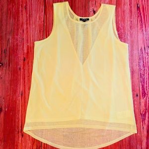 KIIND OF Sleeveless V-Neck Tank